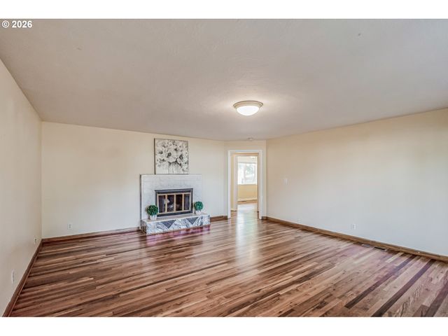 4072 Ne BROOKS Ave, Keizer, OR 97303