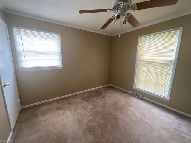 3118 Shallowford Drive, Greensboro, NC 27406