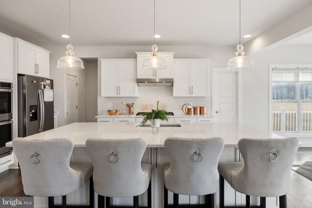 14890 FALCONAIRE PL, Leesburg, VA 20176