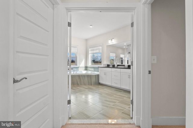 14890 FALCONAIRE PL, Leesburg, VA 20176