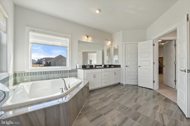 14890 FALCONAIRE PL, Leesburg, VA 20176