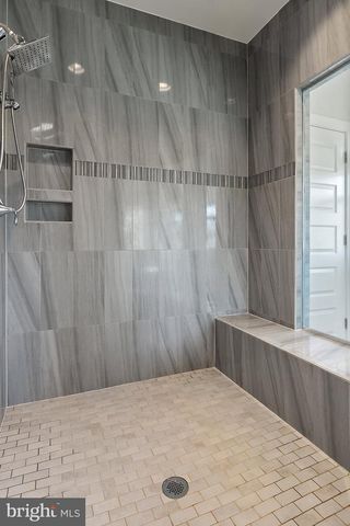 14890 FALCONAIRE PL, Leesburg, VA 20176