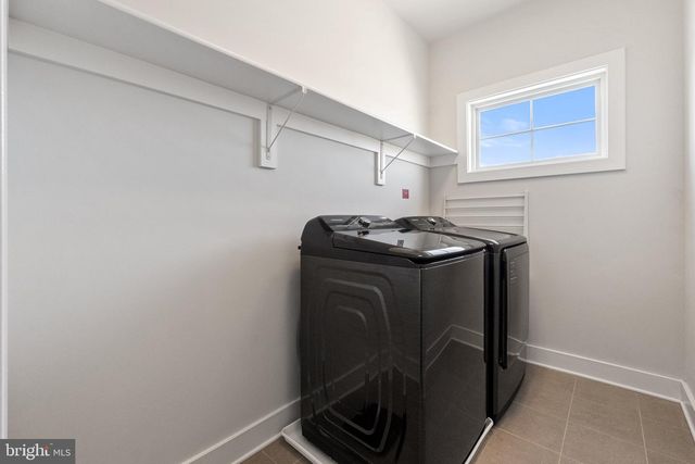 14890 FALCONAIRE PL, Leesburg, VA 20176