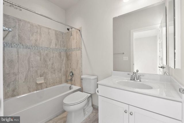 14890 FALCONAIRE PL, Leesburg, VA 20176