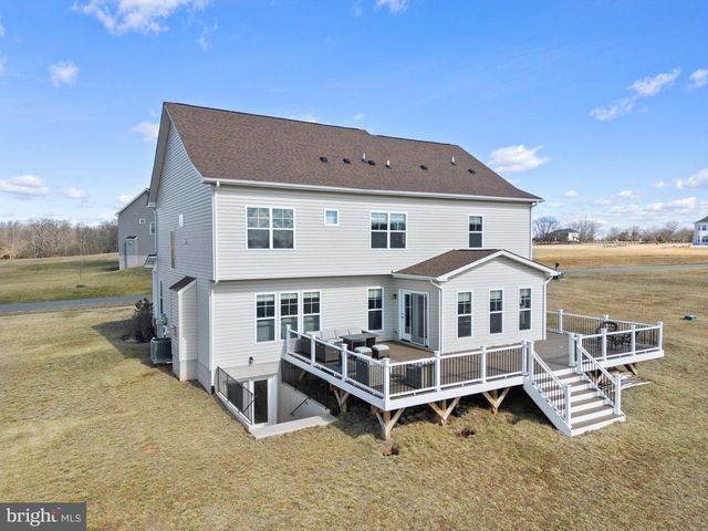 14890 FALCONAIRE PL, Leesburg, VA 20176