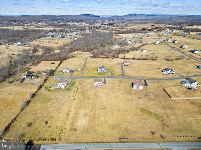 14890 FALCONAIRE PL, Leesburg, VA 20176