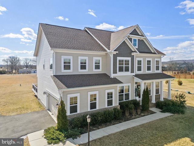 14890 FALCONAIRE PL, Leesburg, VA 20176