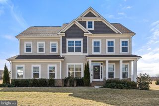 14890 FALCONAIRE PL, Leesburg, VA 20176