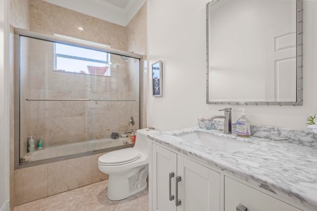 15705 Meadow Wood Drive, Wellington, FL 33414