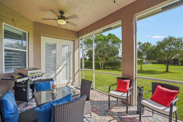 15705 Meadow Wood Drive, Wellington, FL 33414