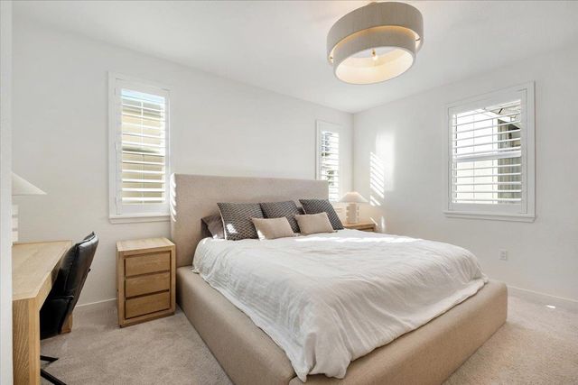 17552 Morning View Dr, Lathrop, CA 95330