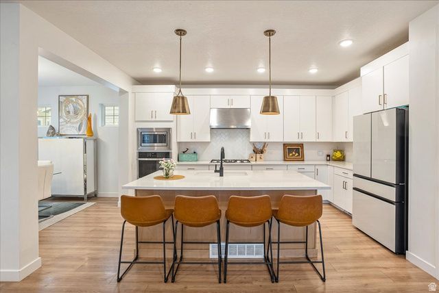 6706 W SKIP ROCK RD, South Jordan, UT 84009