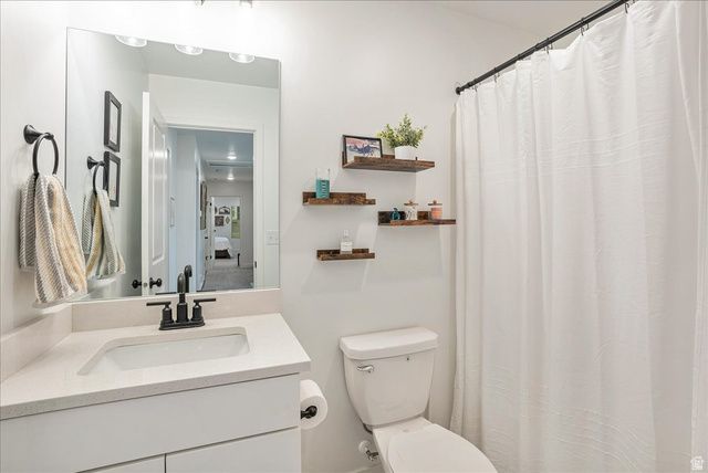 6706 W SKIP ROCK RD, South Jordan, UT 84009