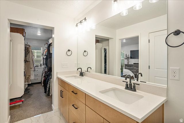 6706 W SKIP ROCK RD, South Jordan, UT 84009