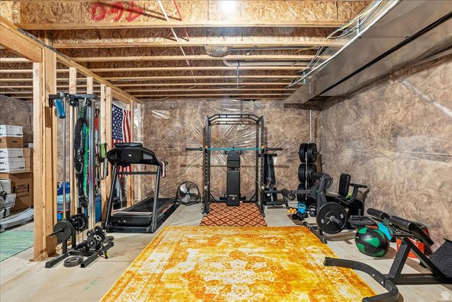 6706 W SKIP ROCK RD, South Jordan, UT 84009