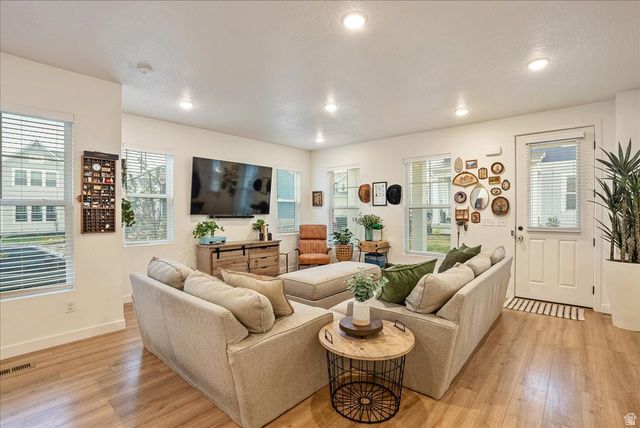 6706 W SKIP ROCK RD, South Jordan, UT 84009