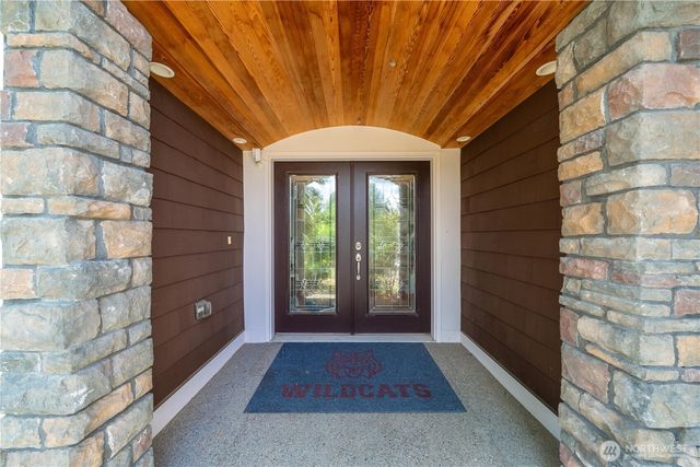810 195th Avenue E, Lake Tapps, WA 98391