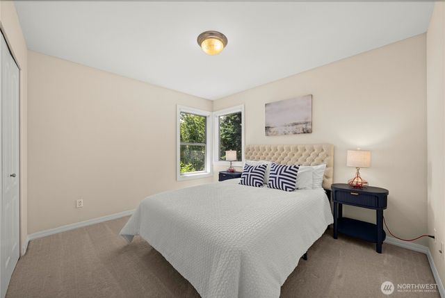 810 195th Avenue E, Lake Tapps, WA 98391