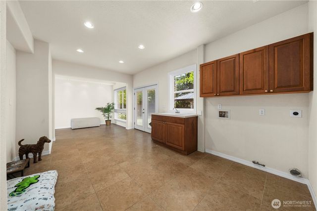 810 195th Avenue E, Lake Tapps, WA 98391