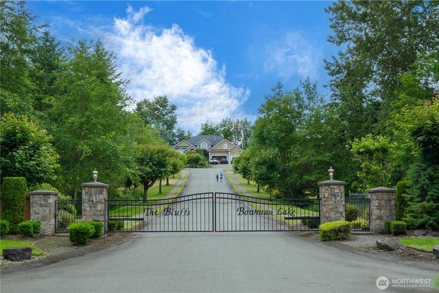 810 195th Avenue E, Lake Tapps, WA 98391