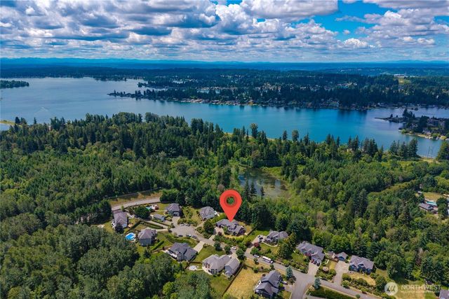 810 195th Avenue E, Lake Tapps, WA 98391