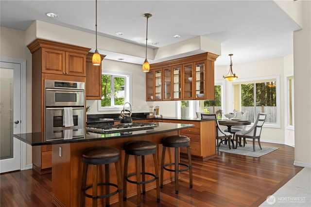 810 195th Avenue E, Lake Tapps, WA 98391