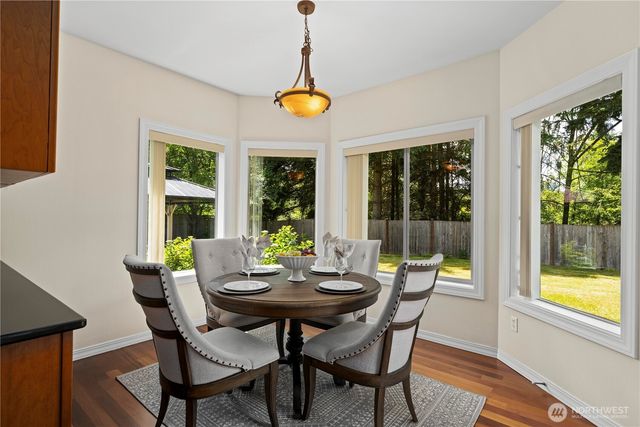 810 195th Avenue E, Lake Tapps, WA 98391