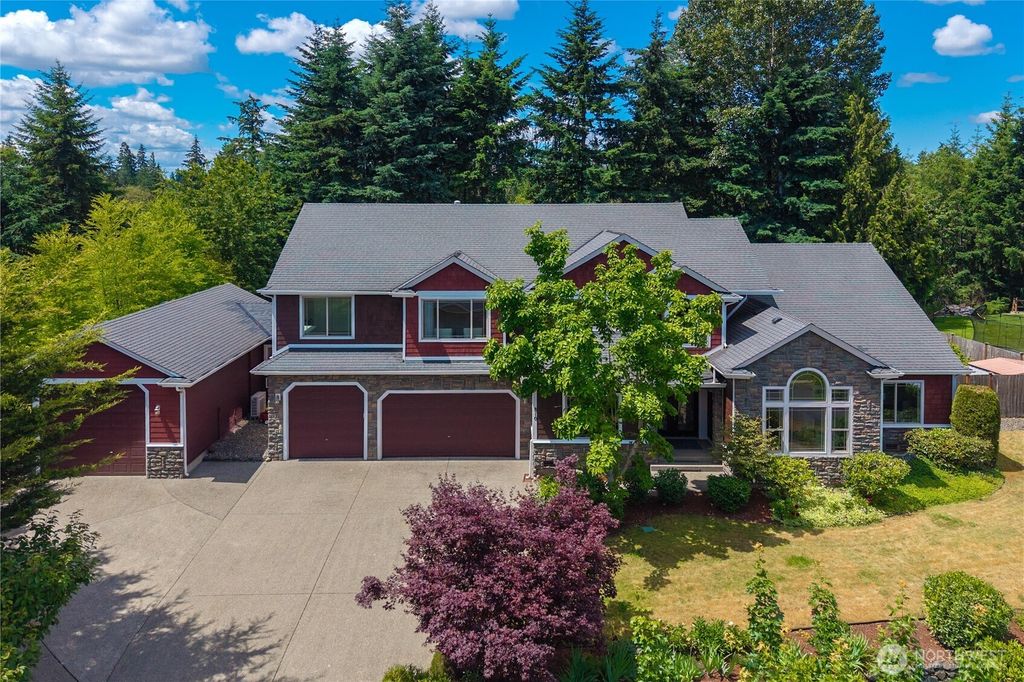 810 195th Avenue E, Lake Tapps, WA 98391