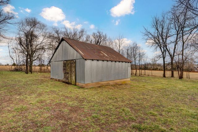 302 S Main Street, Fair Grove, MO 65648