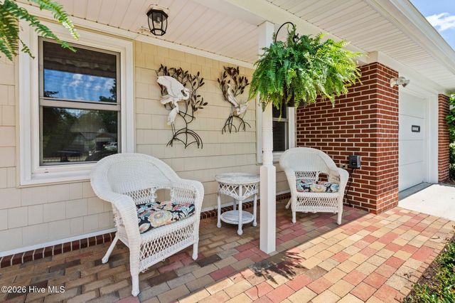 230 Long John Silver Drive, Wilmington, NC 28411