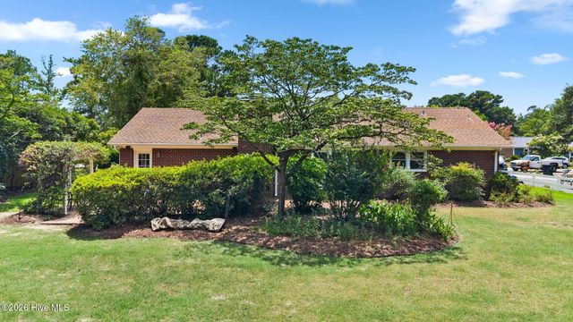 230 Long John Silver Drive, Wilmington, NC 28411