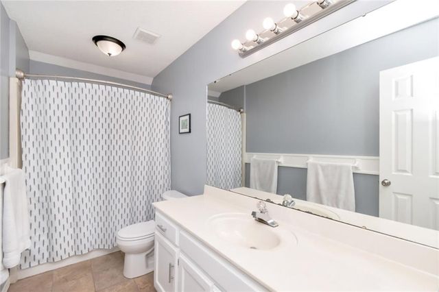 3016 Lindholm Drive E, Mobile, AL 36693