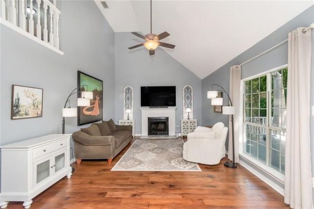 3016 Lindholm Drive E, Mobile, AL 36693