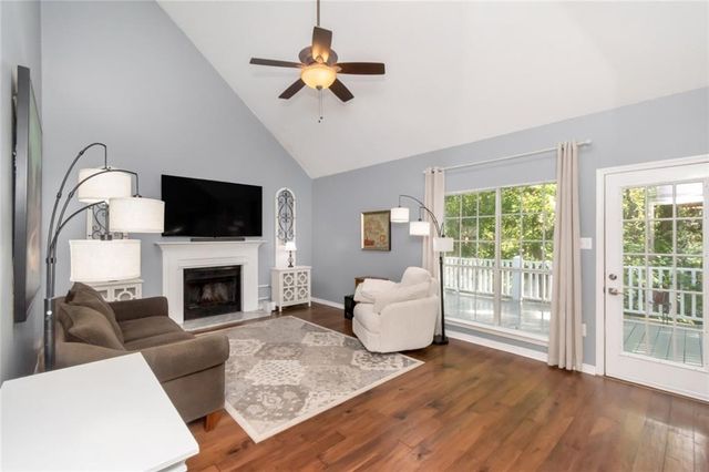 3016 Lindholm Drive E, Mobile, AL 36693