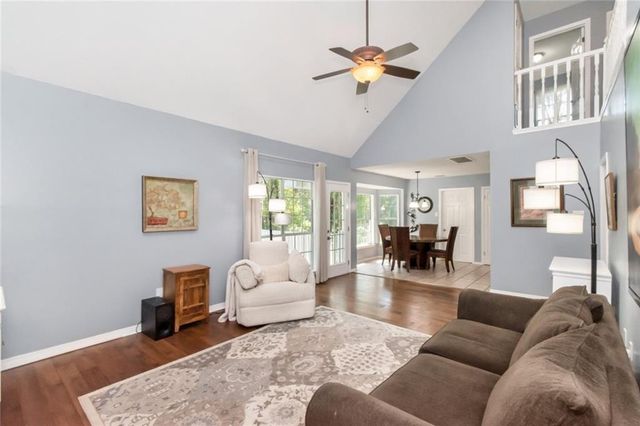 3016 Lindholm Drive E, Mobile, AL 36693