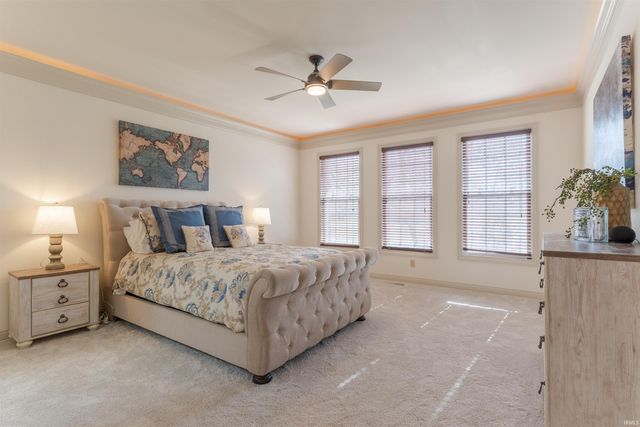 6177 Pembrooke Drive, Newburgh, IN 47630