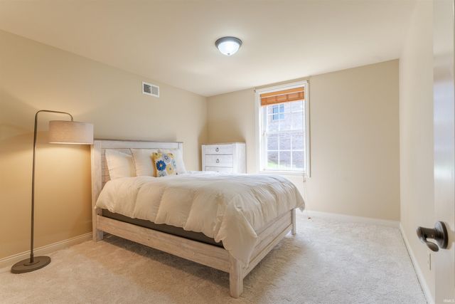 6177 Pembrooke Drive, Newburgh, IN 47630