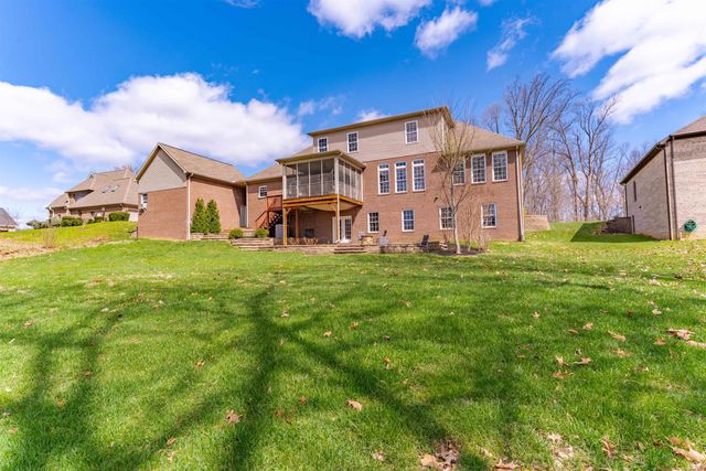 6177 Pembrooke Drive, Newburgh, IN 47630