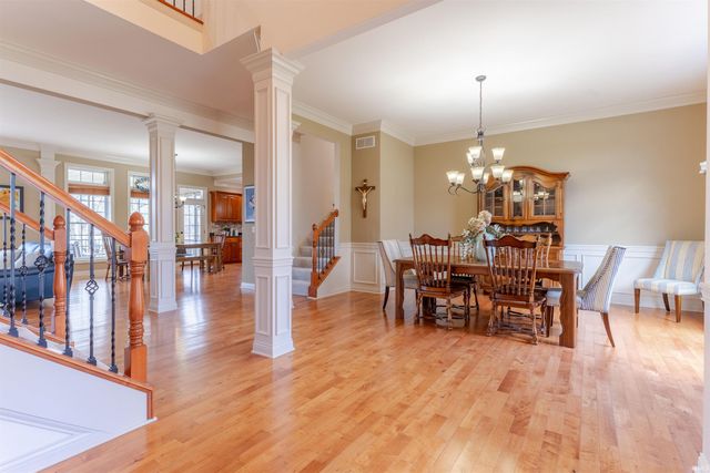 6177 Pembrooke Drive, Newburgh, IN 47630