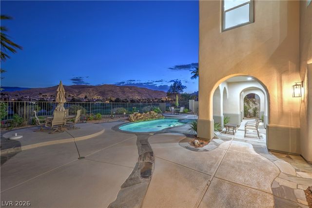 2571 Red Springs Drive, Las Vegas, NV 89135