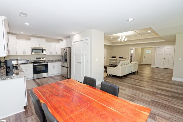 190 Eastberrys Creek Drive, Duncan, SC 29334