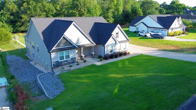 190 Eastberrys Creek Drive, Duncan, SC 29334