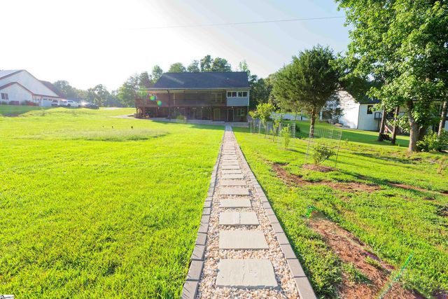 190 Eastberrys Creek Drive, Duncan, SC 29334