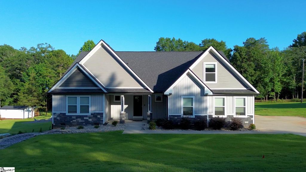 190 Eastberrys Creek Drive, Duncan, SC 29334