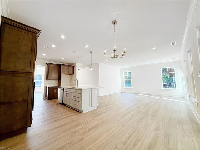 1130 Wharf Hill DR, Smithfield, VA 23430