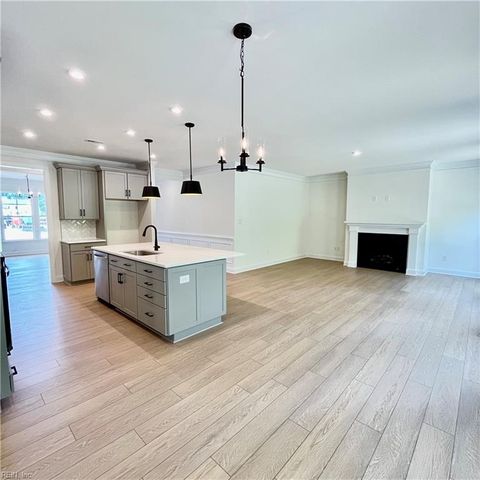 1130 Wharf Hill DR, Smithfield, VA 23430