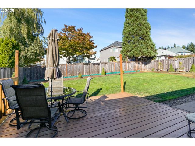 17063 Se MACANUDO St, Damascus, OR 97089