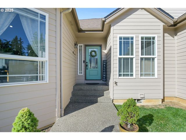 17063 Se MACANUDO St, Damascus, OR 97089