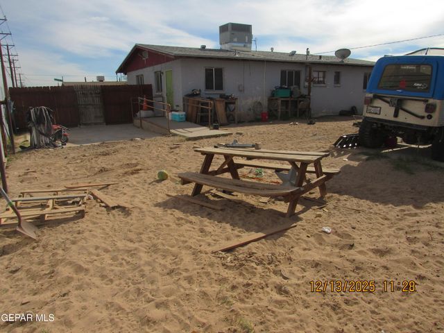 965 Duskin Drive, El Paso, TX 79907