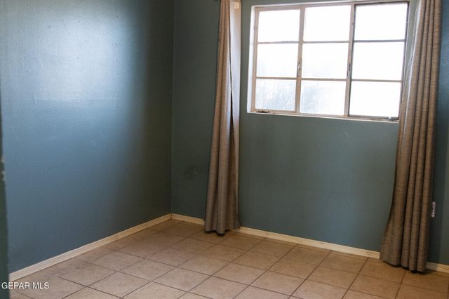 965 Duskin Drive, El Paso, TX 79907